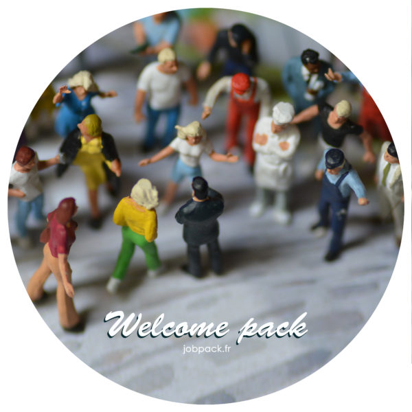<span class="title-bolder">pack</span> Welcome <span class="plus">+</span> – Image 3